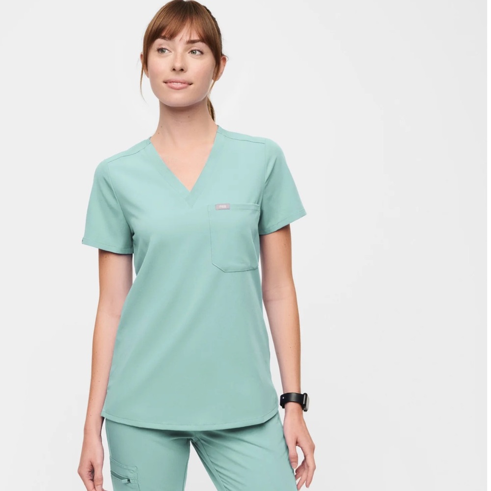 Figs Fitted Green Short Sleeve Top